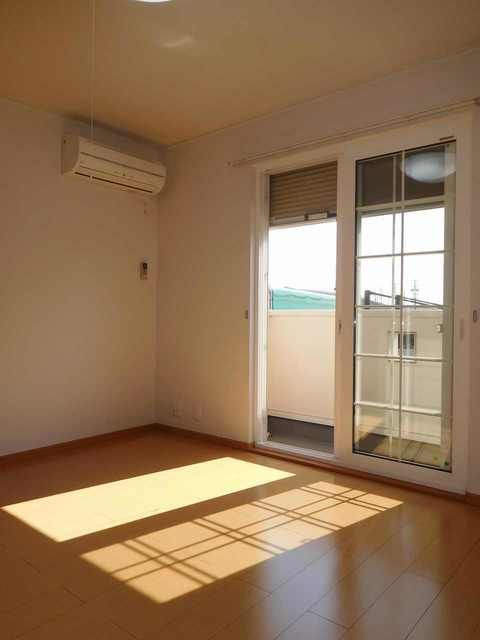 サン・ジュネスＢ　　刈谷市近郊の賃貸はクラスホーム刈谷店の居間・リビング