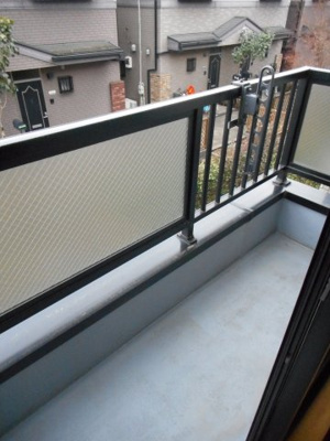 【バルコニー】 | フェアリーズガーデン入西 | バルコニー付きです