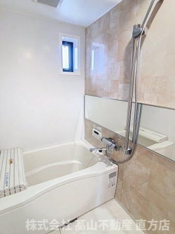 ハウストランキル B棟の浴室