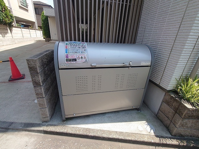 カーサ・ウーノのその他共用部分|★入居者専用ゴミストッカー★