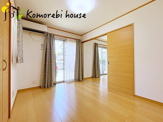 桶川市末広三丁目　中古一戸建ての子供部屋|26.5.30　撮影済み