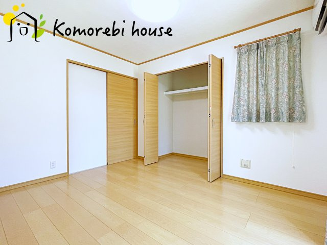 桶川市末広三丁目　中古一戸建ての子供部屋|26.5.30　撮影済み