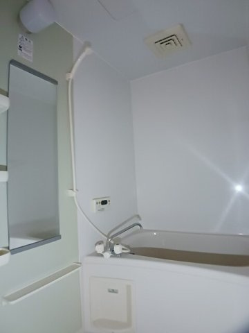 グローリーハウスＡの浴室