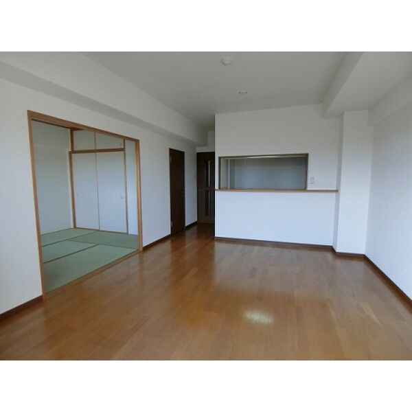 アーサー久留米エクシオⅡの居間・リビング|広いリビング★