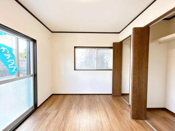 【洋室】 | 1階南側洋室6.5帖のお部屋です。