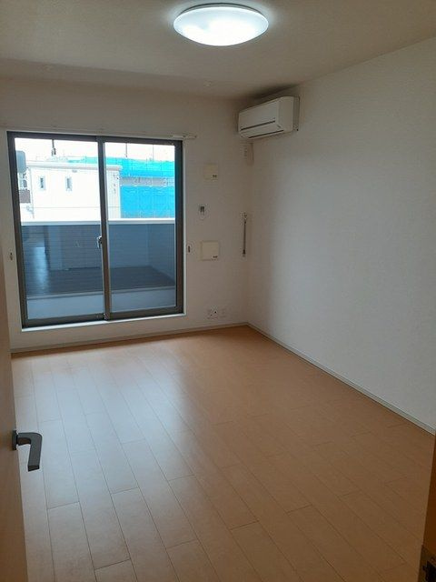 ルピナスＣ　　刈谷市近郊の賃貸ならクラスホーム刈谷店の居間・リビング