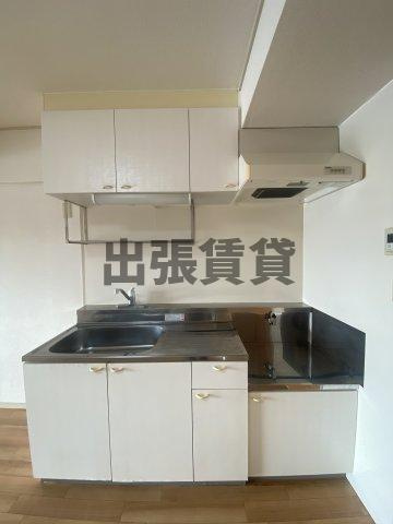 仲介手数料0円！！STビルのキッチン