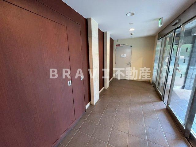 ES-Grande Minamimorimachi　BRAVI不動産のロビー|【ES-Grande Minamimorimachi】建物の内部です