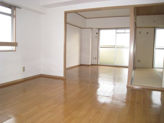 油屋ハイツ中野Ⅱの居間・リビング|おしゃれなリビングです