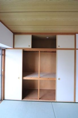 油屋ハイツ中野Ⅱの収納|収納豊富です