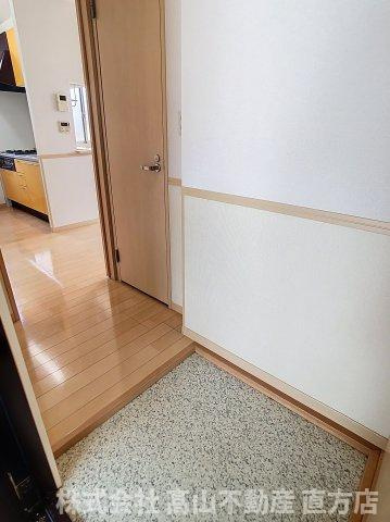 スクーデリア2006　A棟の玄関