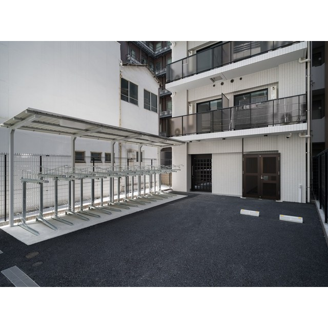 クオリタス日本橋浜町の駐車場|駐車場に車を止められます