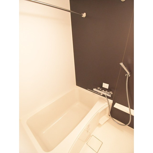 クオリタス日本橋浜町の浴室|きれいなお風呂です