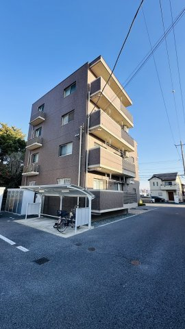 ペアーフィールドＡの外観