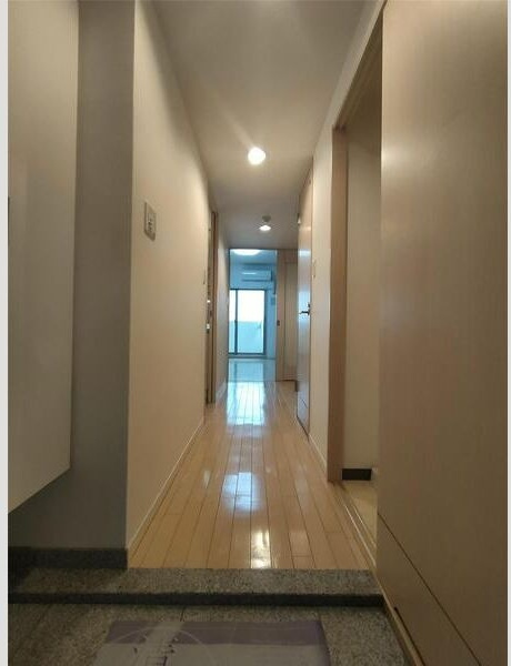 LUMINOUS新大阪(旧:S-FORT新大阪ravir)の玄関