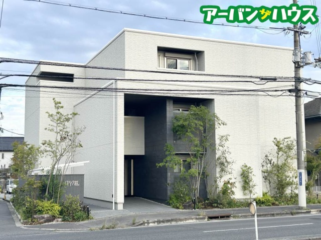 グランキューブ中井の外観