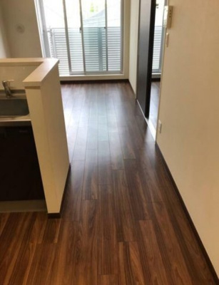 【居間・リビング】 | ルリーフ南台 | 10帖のきれいなLDK。