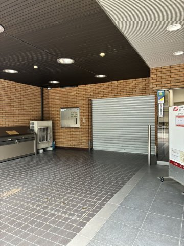 宮井ビル【　1階路面店　】