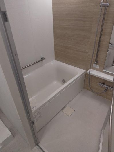仲介手数料無料　プレシス所沢元町の浴室