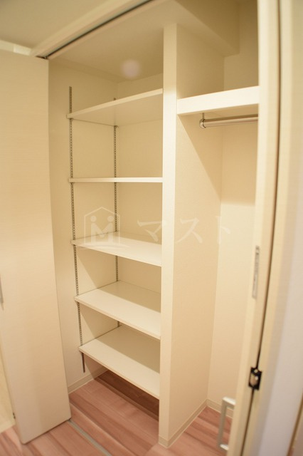 セイル淀屋橋のその他|玄関部分収納