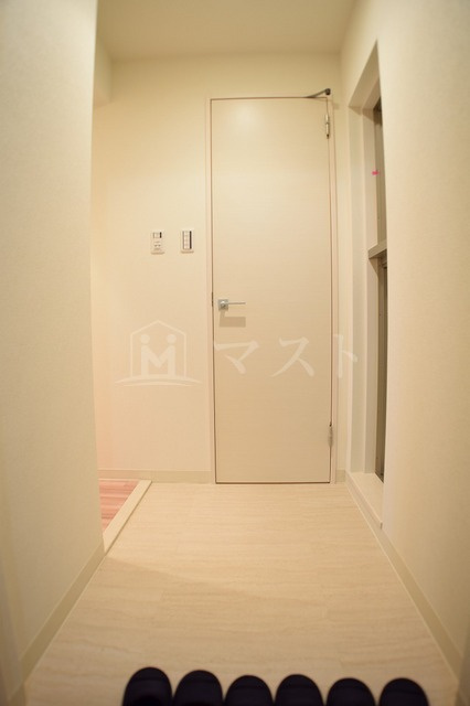 セイル淀屋橋の玄関