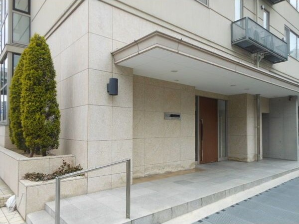 KDXレジデンス東桜Iのエントランス