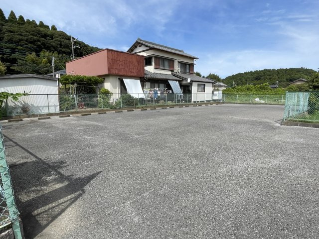 カーサペガソ92ABの駐車場