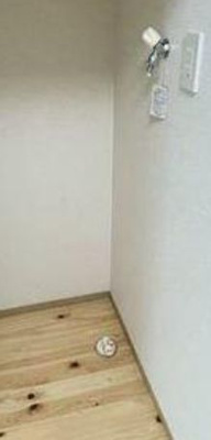 【設備】 | アーバンプレイス高田馬場XIA | 室内洗濯機置き場（同一仕様写真）