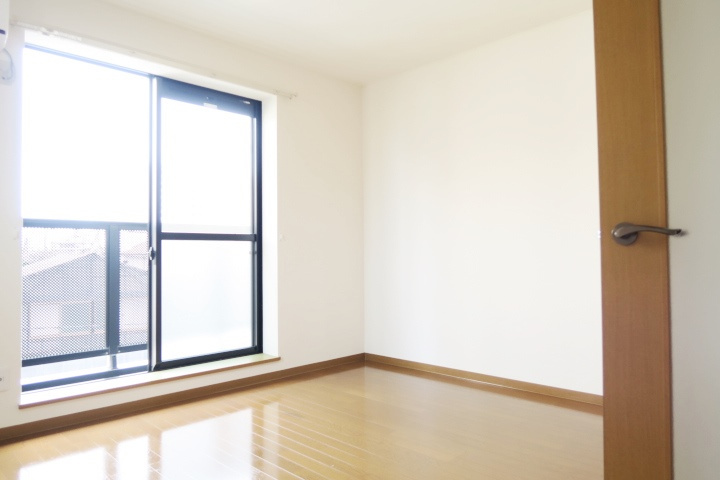 ゴールドハイツの居間・リビング|別号室の参考写真です。