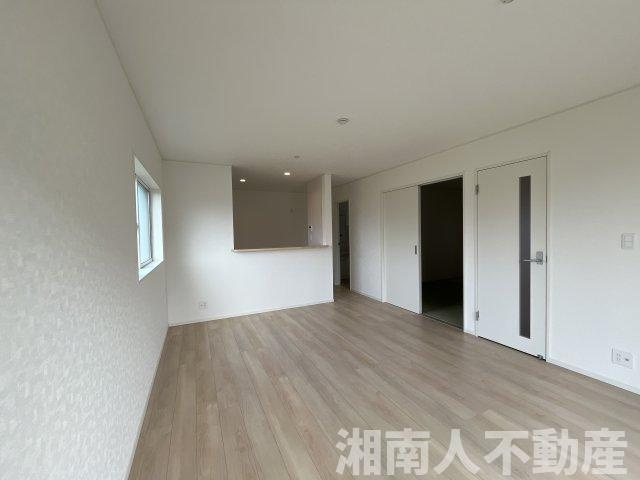 平塚市田村第46　新築一戸建て　１号棟の居間・リビング|居間です