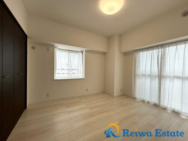 第一ハイツ茅ヶ崎の洋室