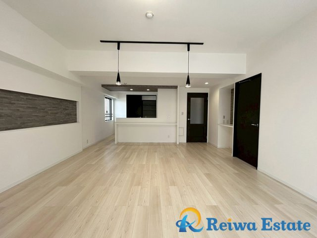 第一ハイツ茅ヶ崎の居間・リビング