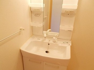 【洗面所】 | スモールヴィレッジ | コンパクトで使いやすい洗面所