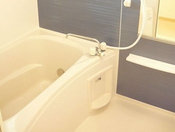 【浴室】 | ティンカー　ベル | 日々の暮らしに欠かせないお風呂です