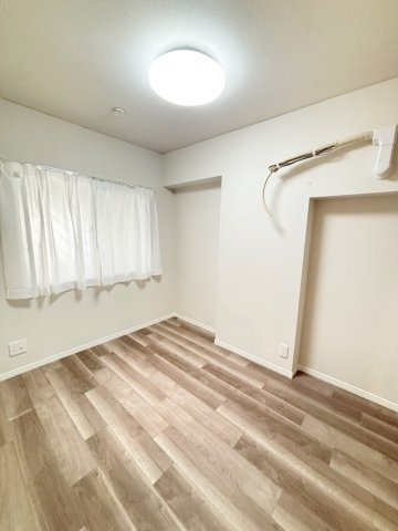 グランドハイツ甲陽園の洋室