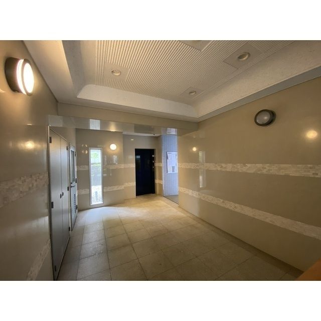 ラークガーデン木場のロビー