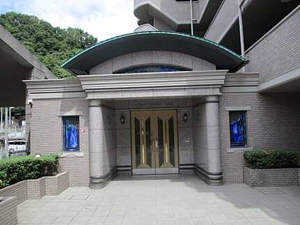 アーバンタワー己斐のエントランス