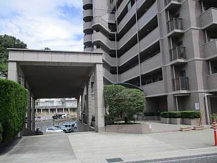 アーバンタワー己斐の外観