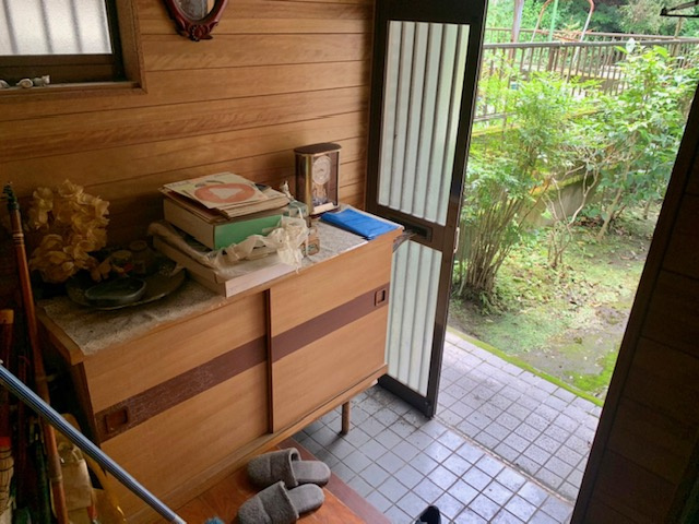 鹿児島市吉野町の中古一戸建の玄関|落ち着いた玄関です