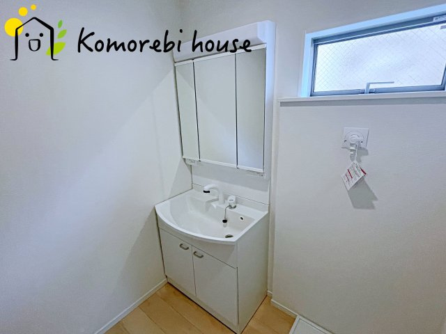 さいたま市大宮区三橋　第25　新築一戸建て　クレイドルガーデン　03の独立洗面台