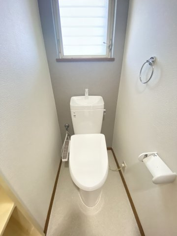 【トイレ】 | 宇土市 椿原町 2階建 4LDK