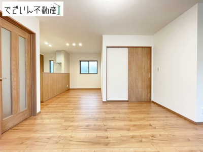 【居間・リビング】 | ワイウッドコート熊谷市上之第9期　戸建住宅 | ≪2号棟≫
現地(2025年9月撮影)
