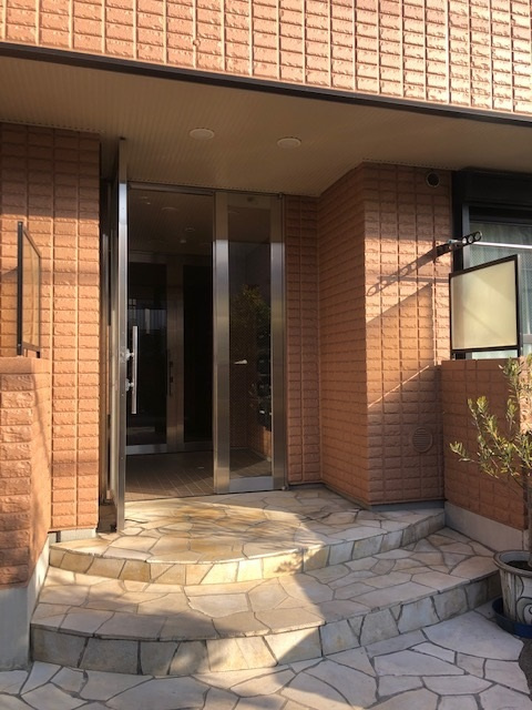 ループ東川口のロビー