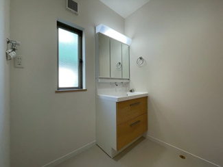 【独立洗面台】 | 立川市柏町4丁目　中古戸建　【全1棟】