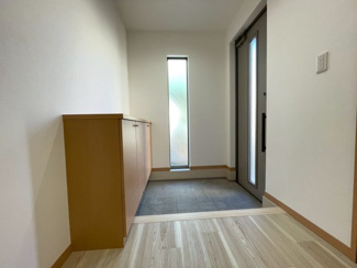 【玄関】 | 立川市柏町4丁目　中古戸建　【全1棟】