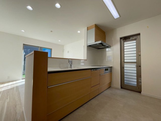 【キッチン】 | 立川市柏町4丁目　中古戸建　【全1棟】