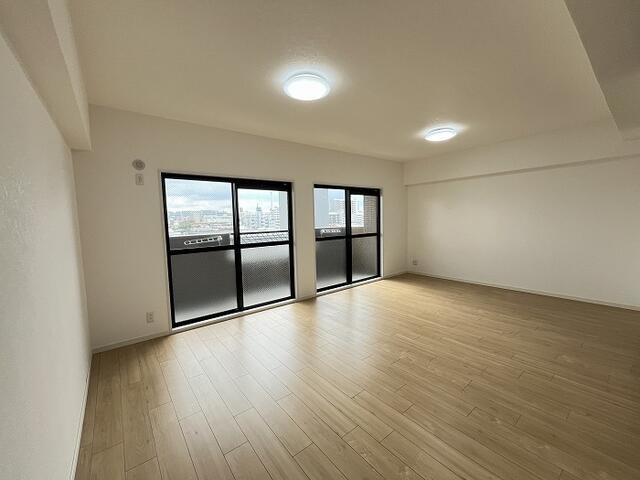 アコール小幡の居間・リビング