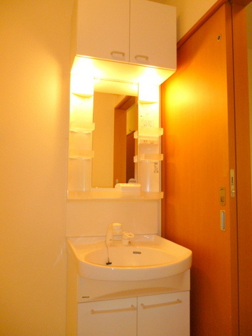 アクアヒルズの洗面所|★独立洗面台★