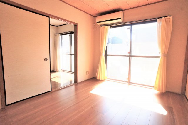 船橋市前原東１丁目の賃貸マンションの寝室|うれしい洋室２部屋ですよ