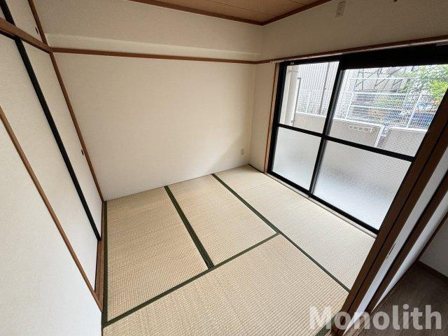 アヴニールHIKOの和室